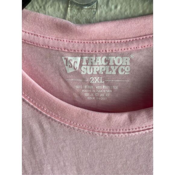 ❤️Women’s Tractor Supply Tee 2X - Picture 2 of 4
